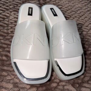 DKNY White & clear Synthetic Upper Footwear size 9